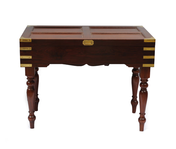 WELLESLEY SECRETAIRE