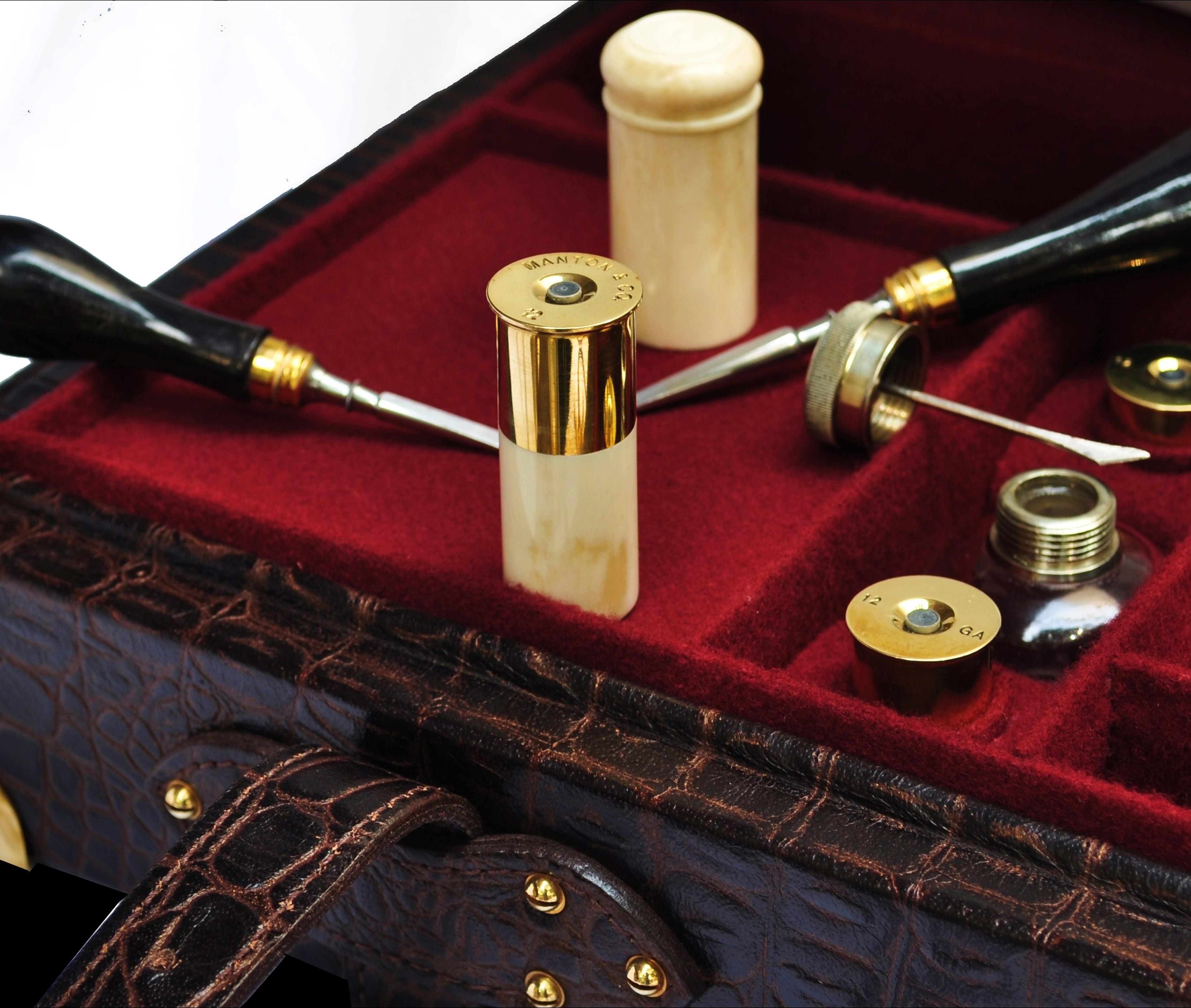 TRADITIONAL ENGLISH GUN CASE