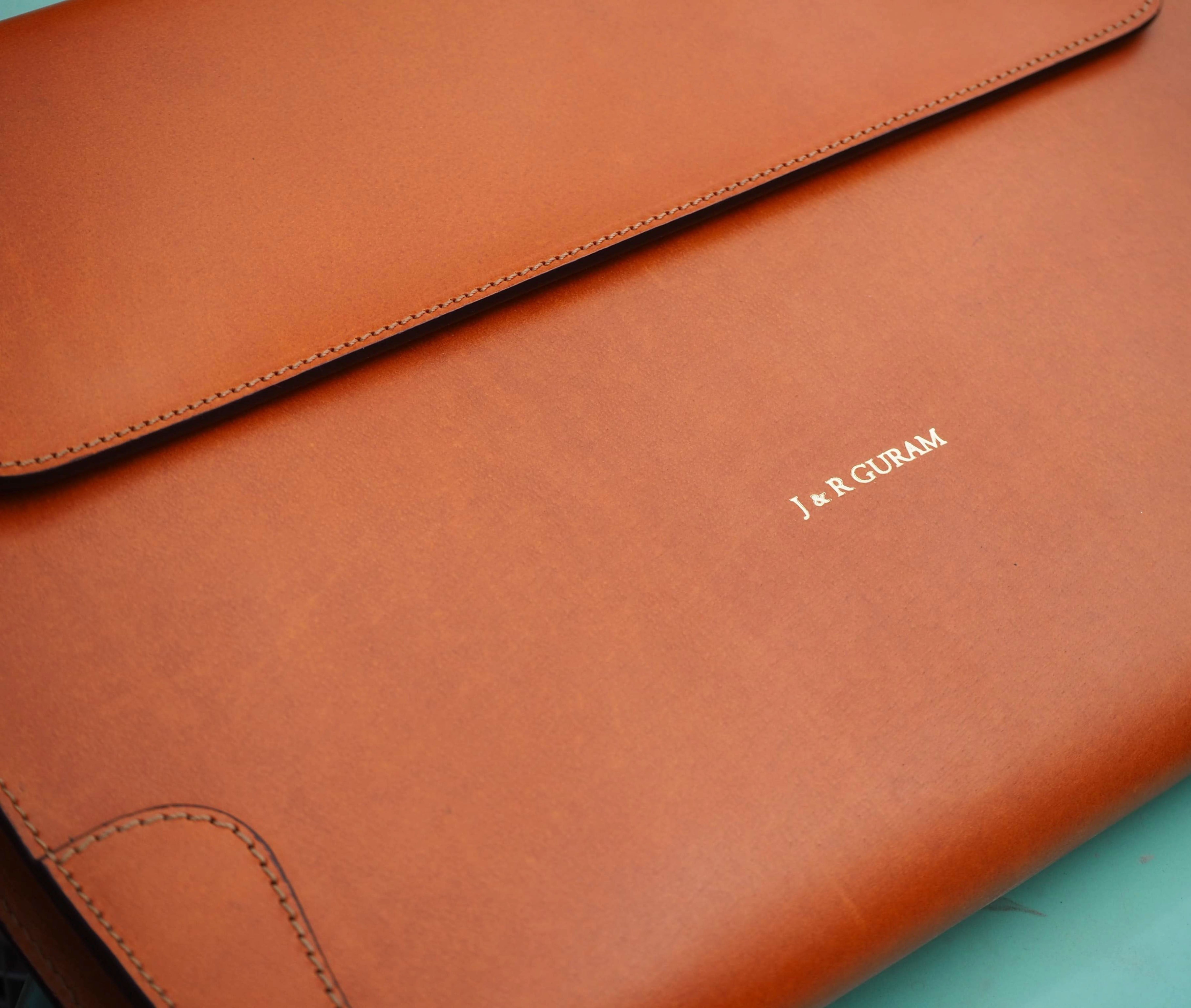 EXPEDITION LEATHER SLEEVE